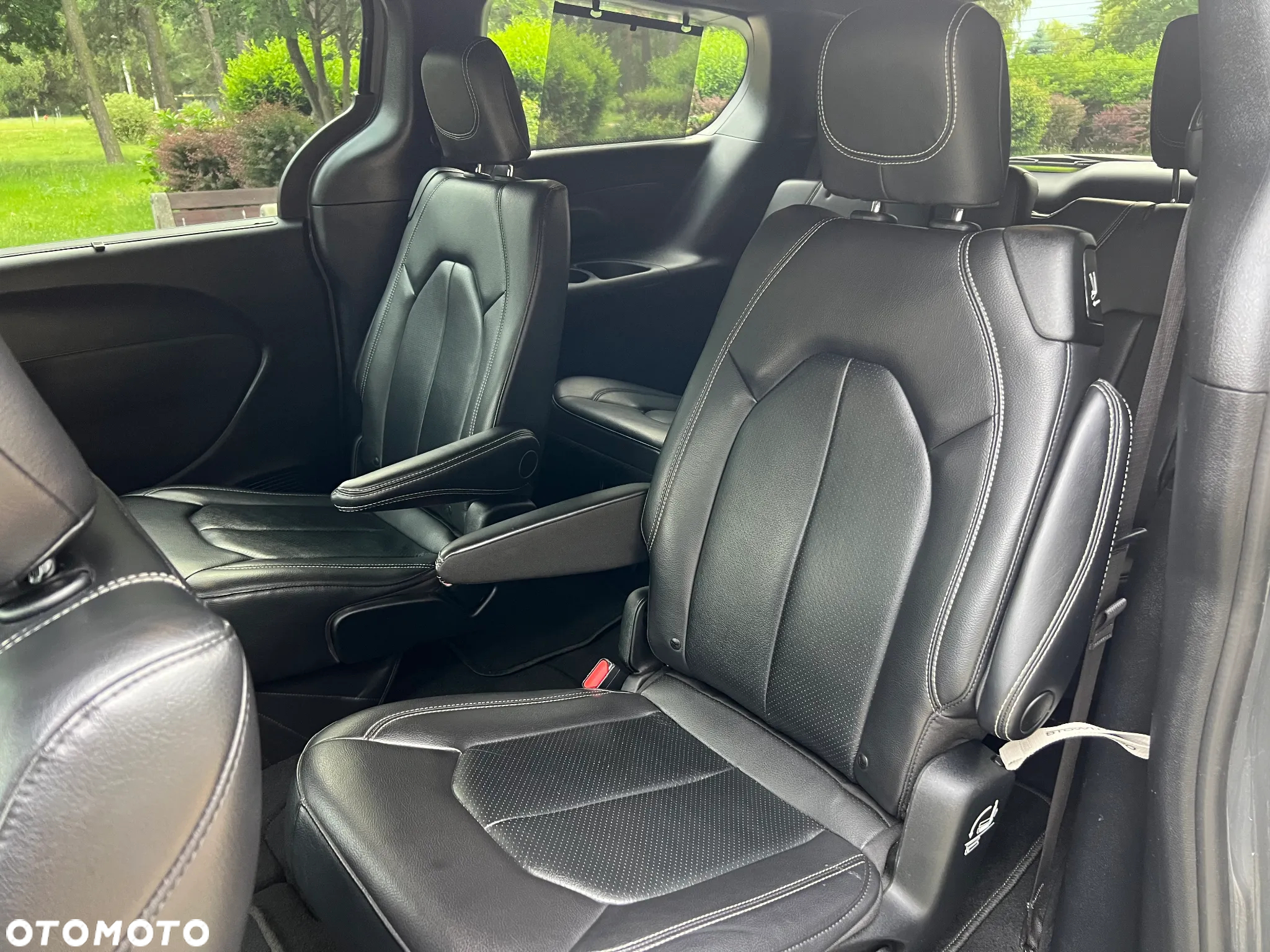 Chrysler Pacifica - 18