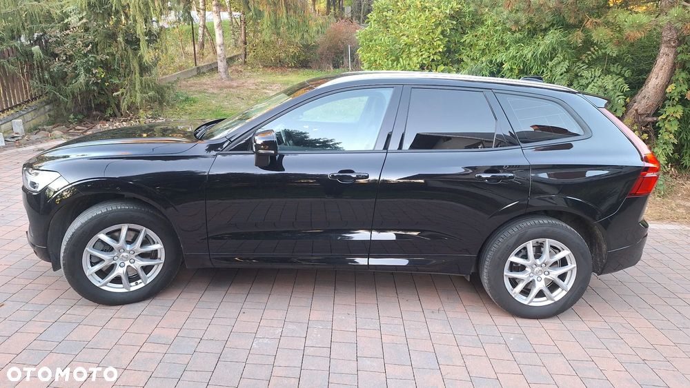 Volvo XC 60 B4 D AWD Geartronic Momentum Pro - 8
