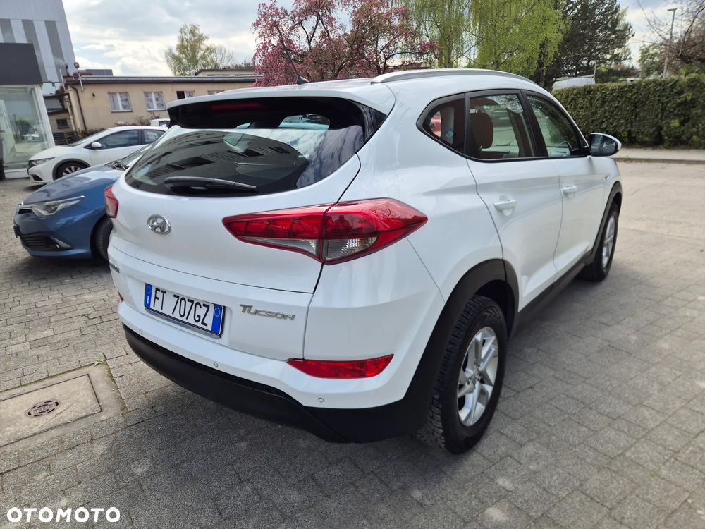 Hyundai Tucson 1.7 CRDI BlueDrive Classic 2WD - 5