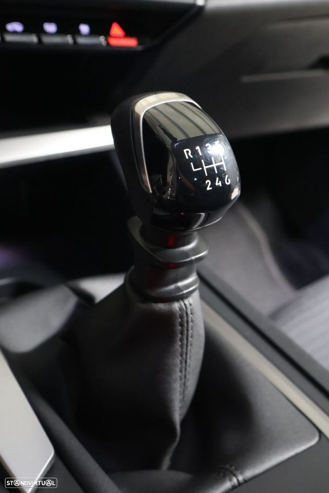 Peugeot 308 1.2 PureTech Style - 18