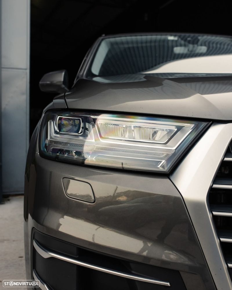 Audi Q7 3.0 TDI quattro tiptronic 7L - 2
