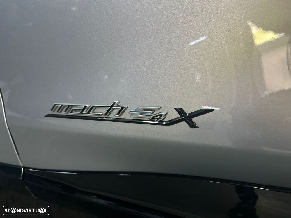 Ford Mustang Mach-E Alargada AWD - 7