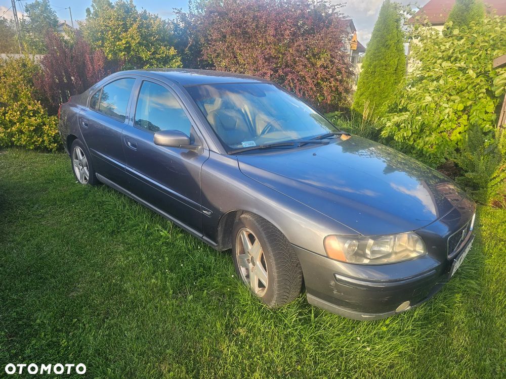 Volvo S60 2.4 D - 12
