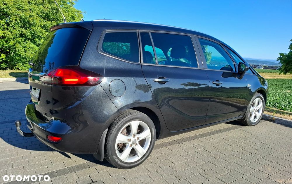 Opel Zafira 2.0 CDTI Cosmo - 4