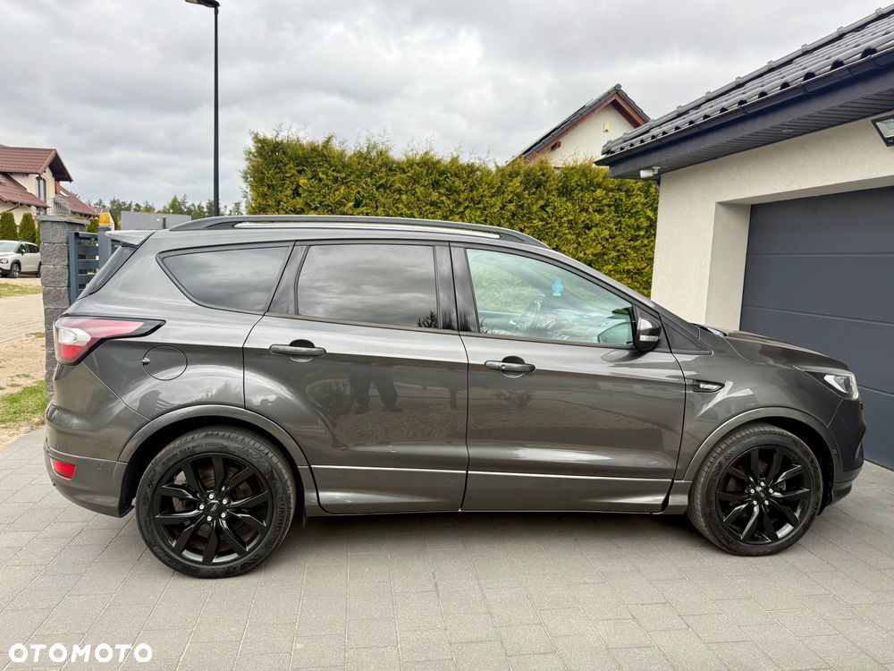 Ford Kuga 1.5 EcoBoost 2x4 ST-Line - 26