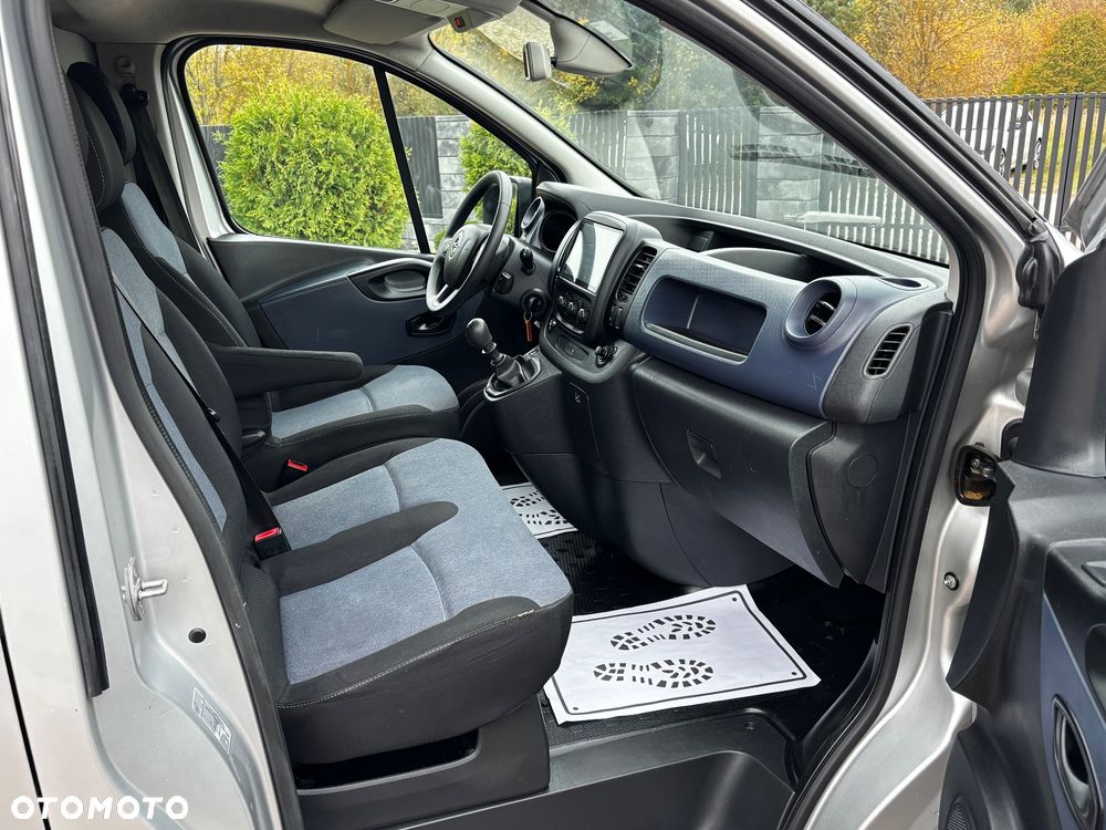 Opel Vivaro - 29