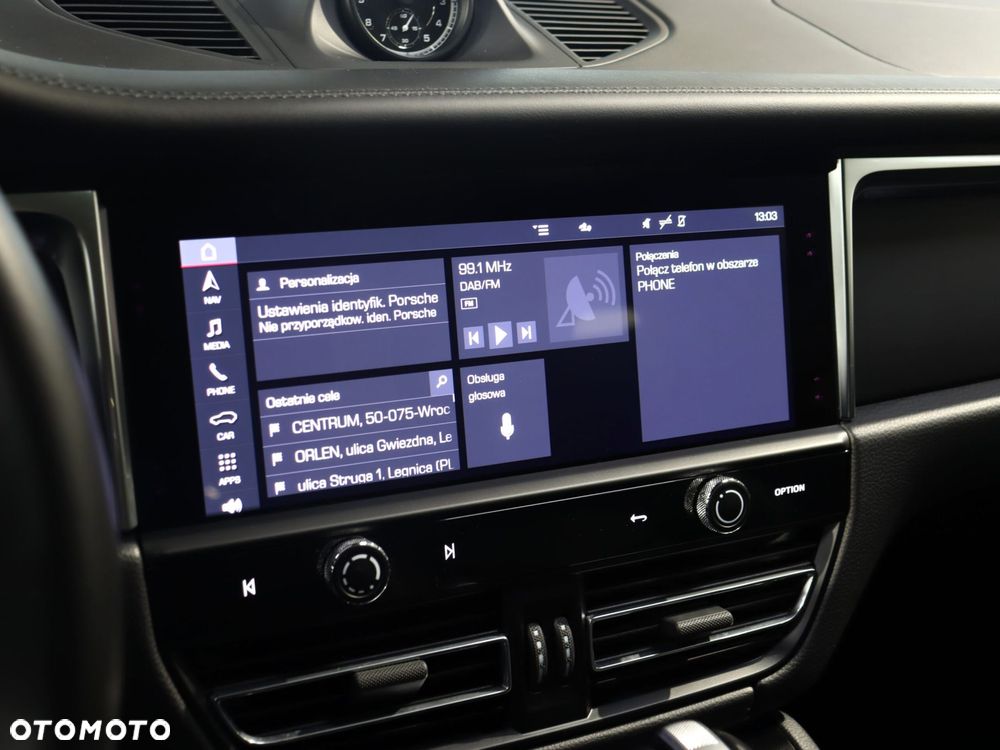 Porsche Macan Standard - 26
