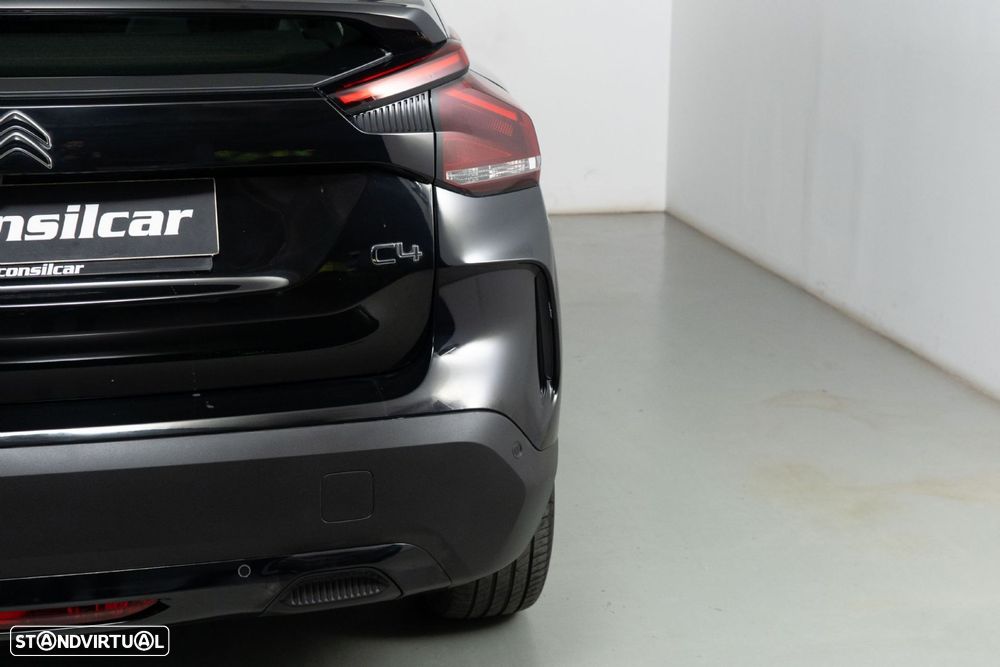 Citroën C4 1.2 PureTech Shine EAT8 - 17