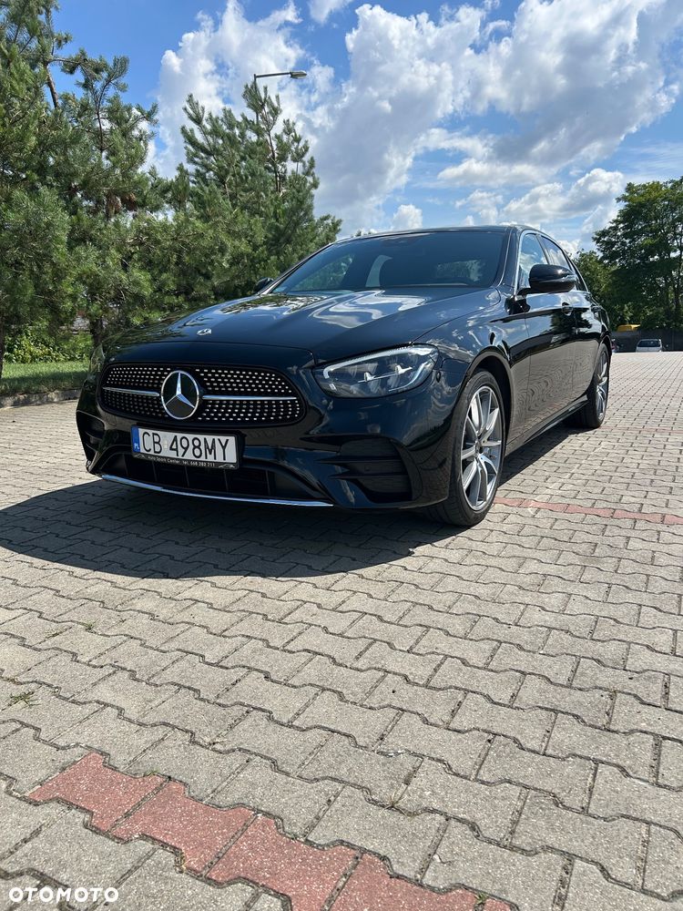 Mercedes-Benz Klasa E 200 4-Matic AMG - 1