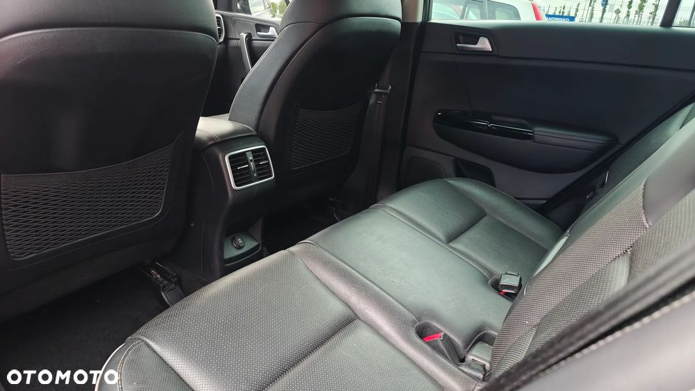 Kia Sportage 1.7 CRDI XL 2WD - 26