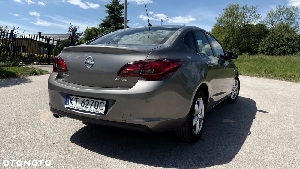 Opel Astra 1.4 T Active EU6 - 9