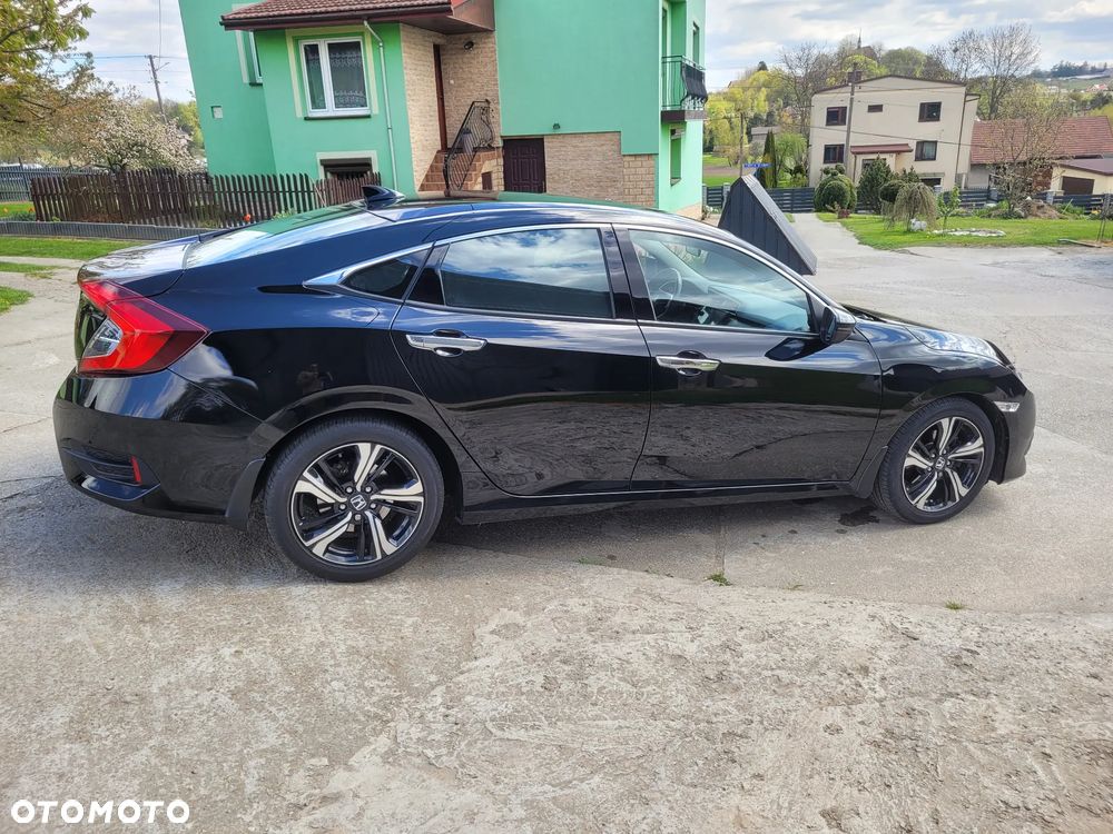 Honda Civic 1.5 T Elegance - 13