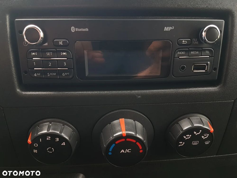 Renault MASTER CHŁODNIA AGREGAT 6EP IZOTERMA 3,32x2,11x2,00 KLIMA DMC 3500 KG MANUAL ZANOTTI - 27