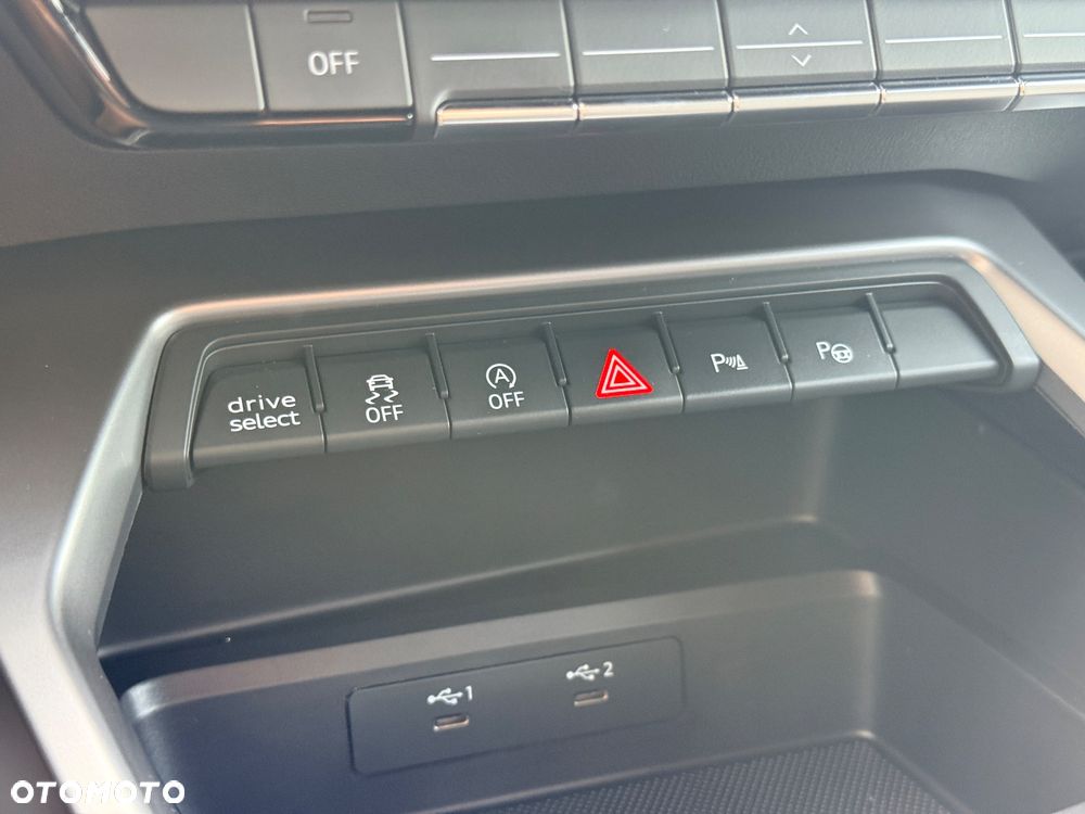 Audi A3 Sportback 35 TFSI S tronic S line - 31