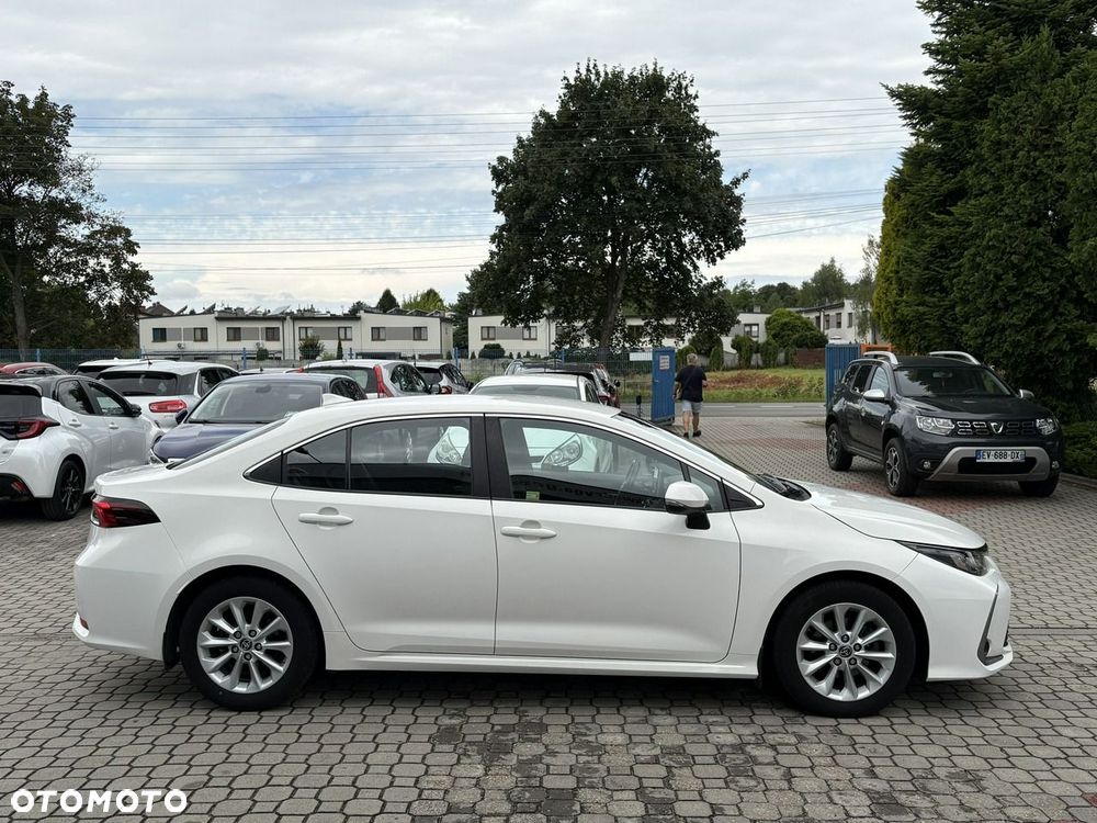 Toyota Corolla - 5