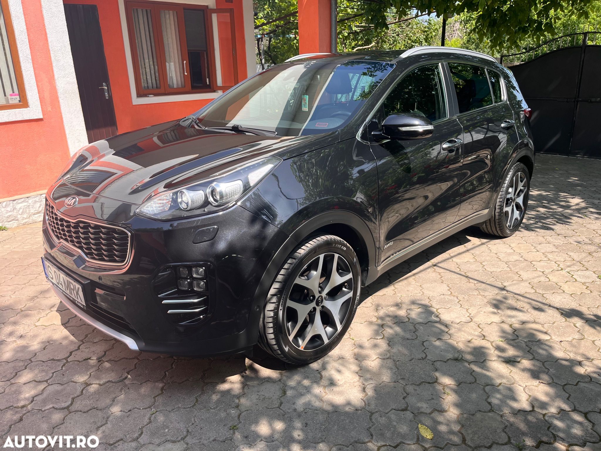 Kia Sportage 2,0 CRDI AWD Aut. GT Line - 1