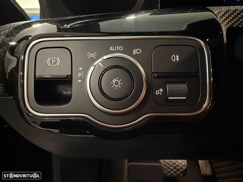 Mercedes-Benz A 250 e Style Plus - 20