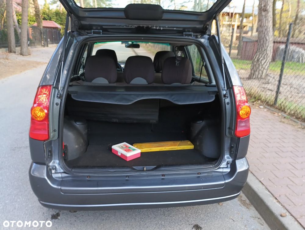 Mitsubishi Space Star 1.6 Avance - 6