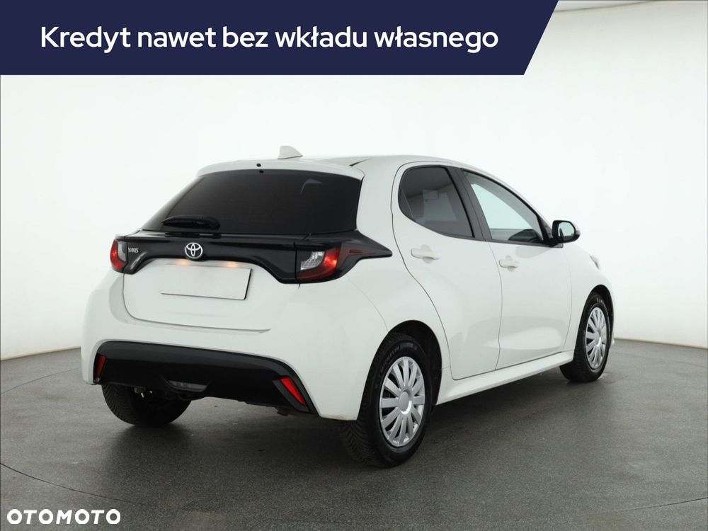 Toyota Yaris - 7