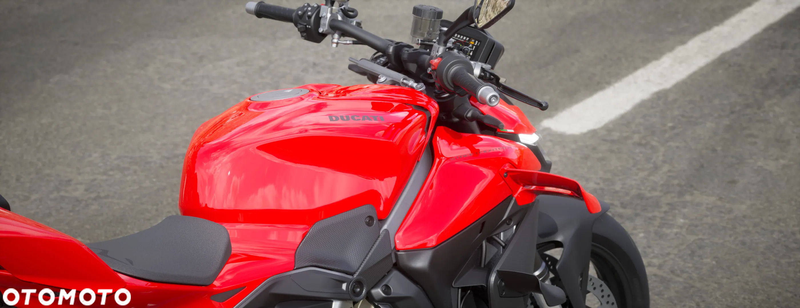 Ducati Streetfighter V4 - 8