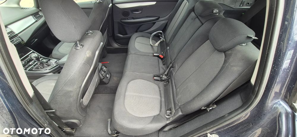 BMW Seria 2 220i Advantage - 15
