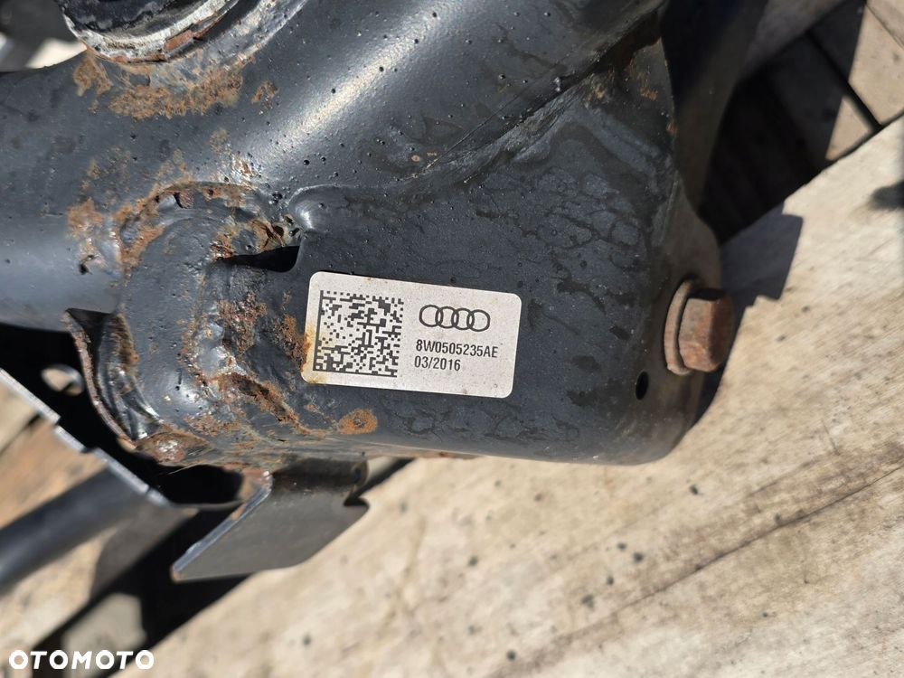 AUDI A4 B9 SEDAN 18R BELKA ZAWIESZENIE TYLNE TYŁ 8W0505235AE - 7