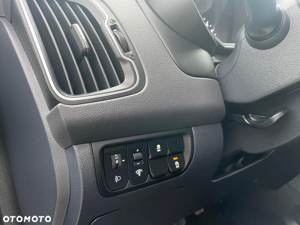 Kia Rio 1.2 Edition 7 - 10