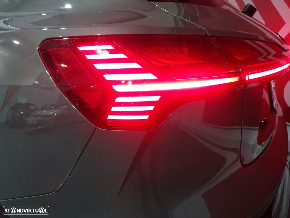 Audi Q8 e-Tron 55 quattro Advanced - 37