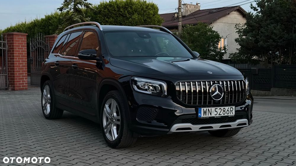 Mercedes-Benz GLB - 10