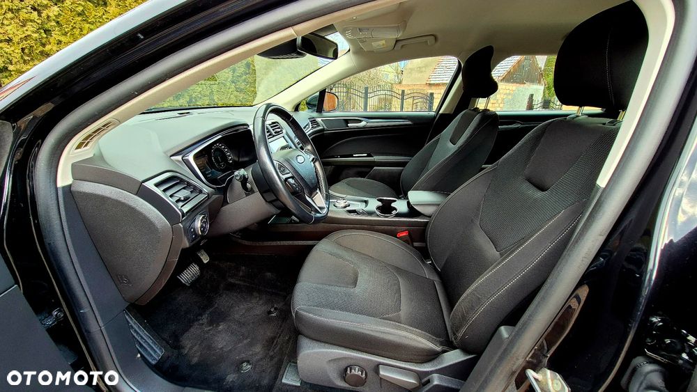 Ford Mondeo 2.0 EcoBlue Titanium - 21