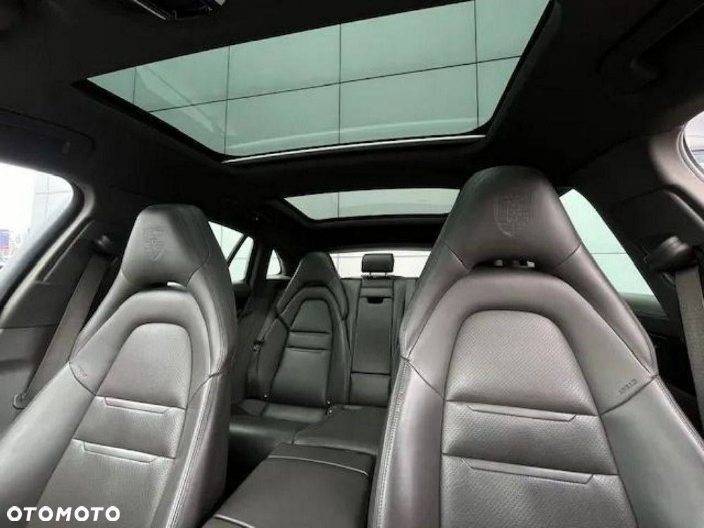 Porsche Panamera - 20