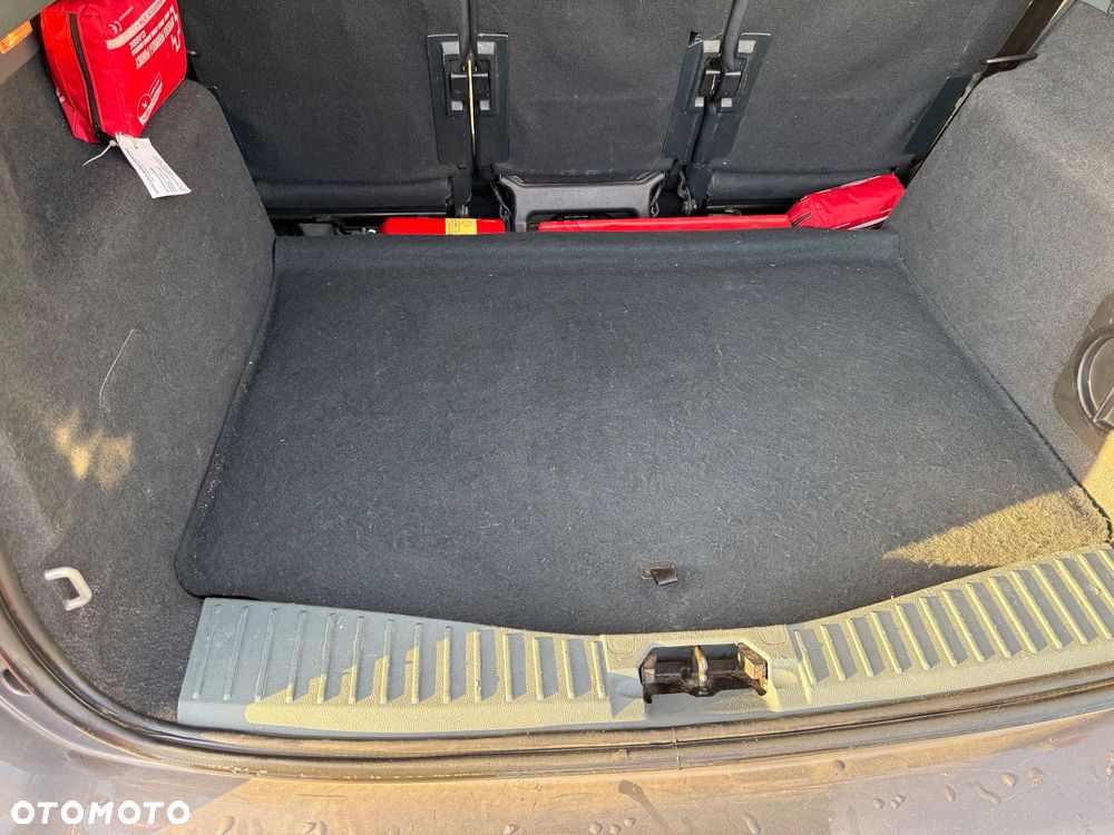 Ford C-MAX 1.6 TDCi Titanium - 6