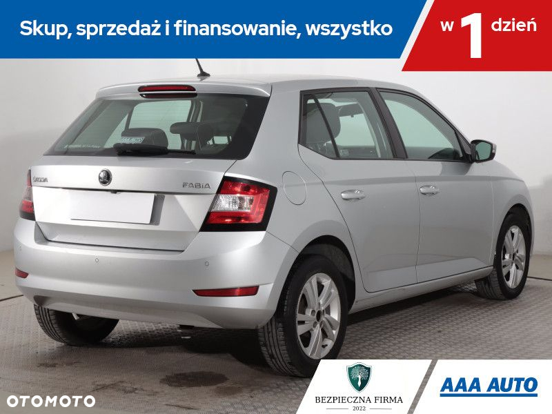 Skoda Fabia - 6