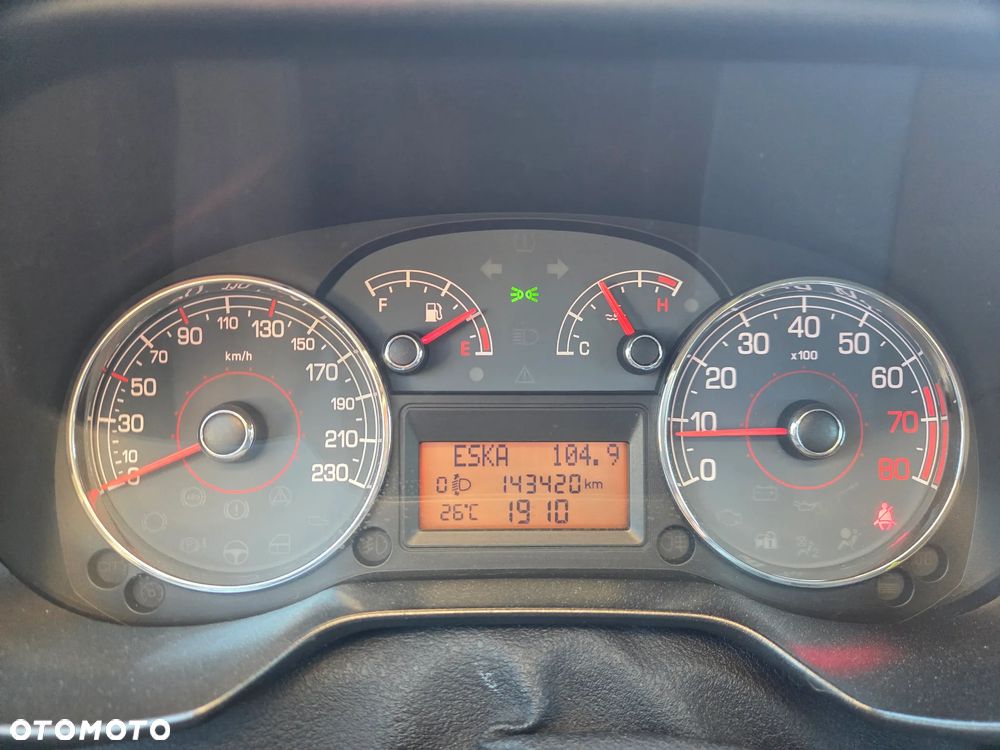 Fiat Grande Punto 1.4 8V 360 - 10
