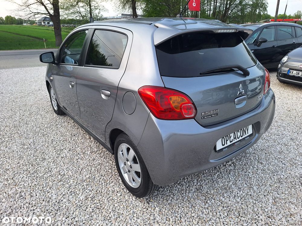 Mitsubishi Space Star - 13