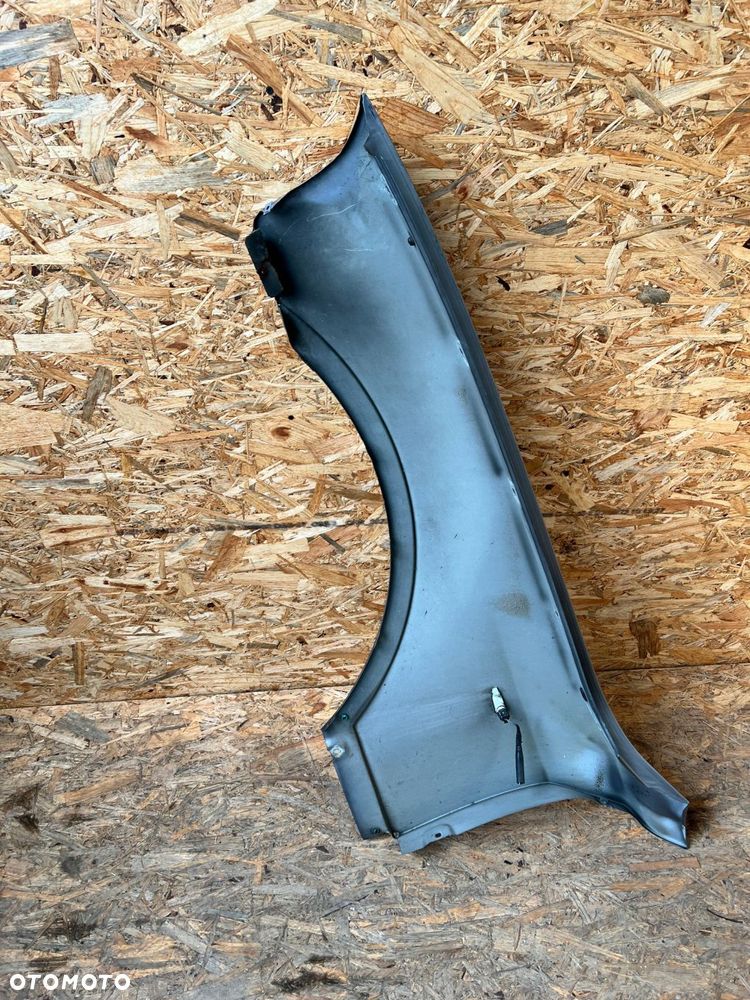 bŁotnik prawy bmw x3 e83 lift kod lakieru: a08/7 - 11