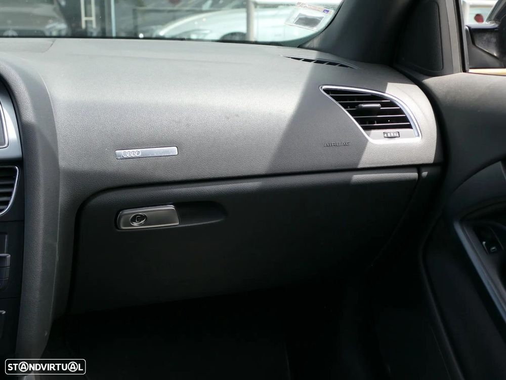 Audi A5 Cabrio 2.0 TDi S-line - 34