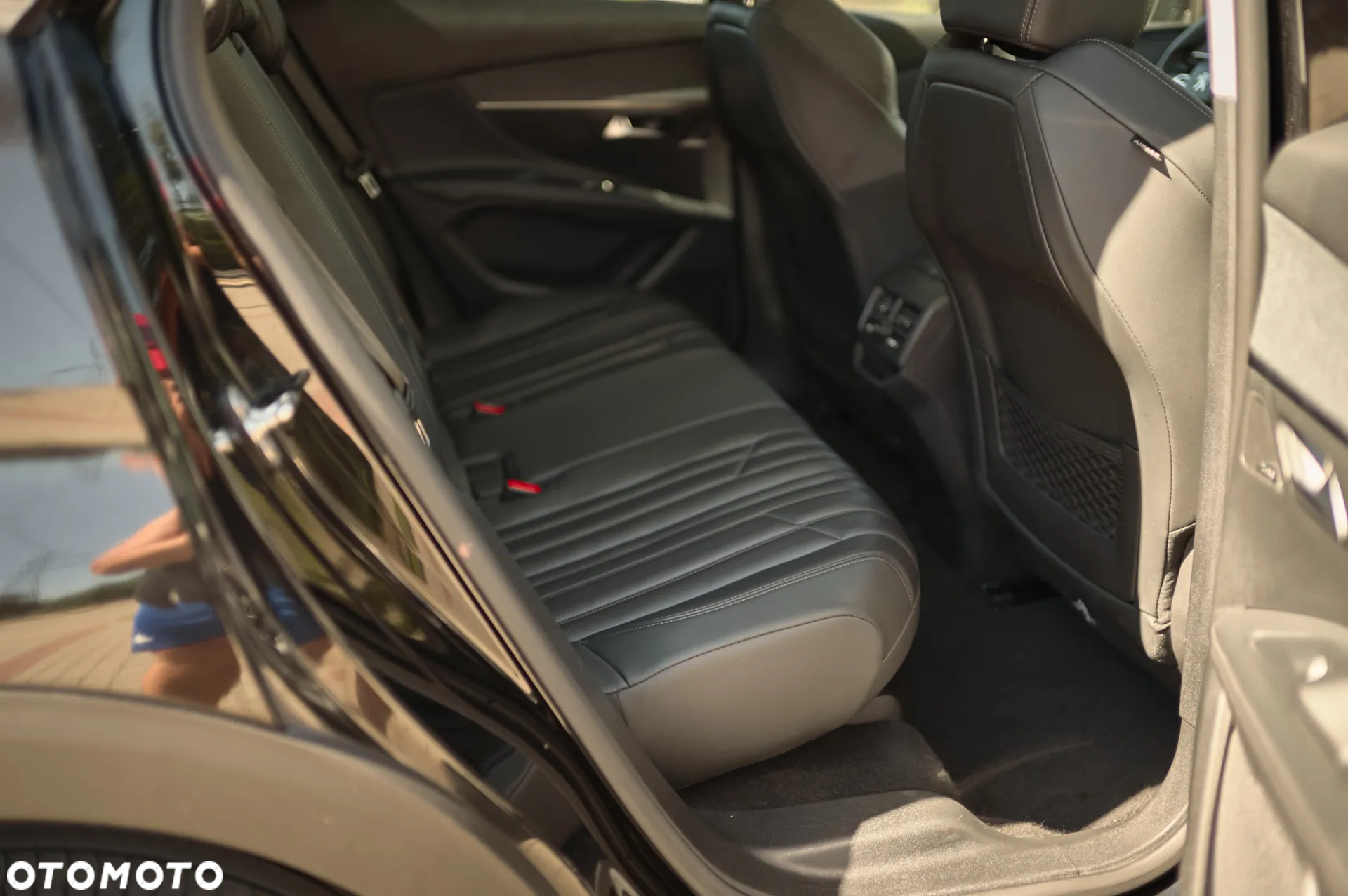 Peugeot 3008 BlueHDi 130 Stop & Start Allure Business-Paket - 23
