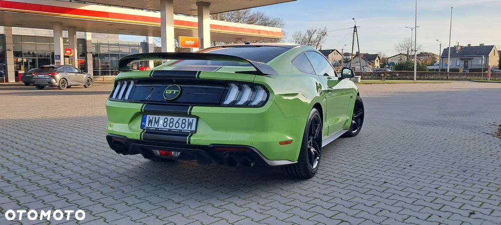 Ford Mustang - 11