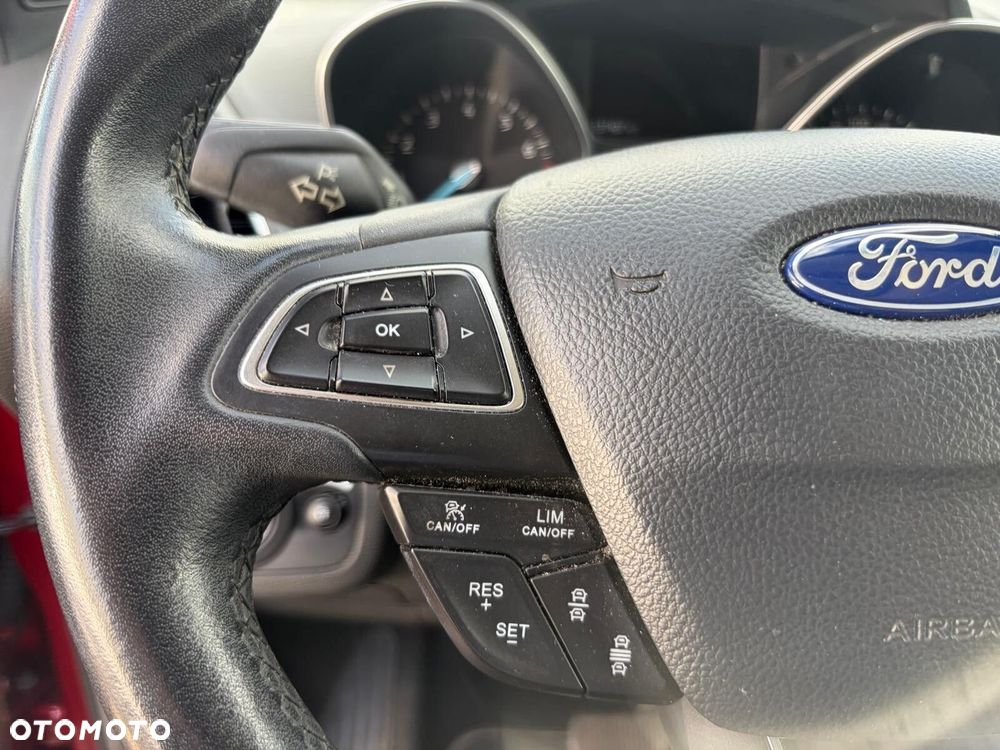Ford Kuga - 5