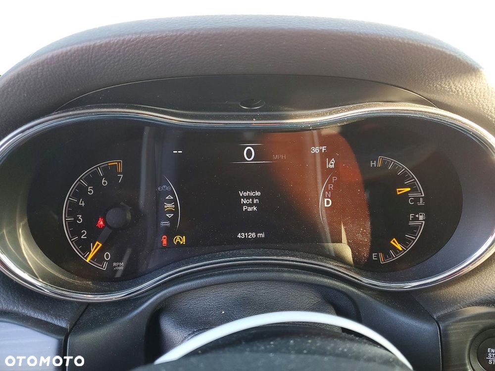 Jeep Grand Cherokee 3.6 V6 Laredo - 12