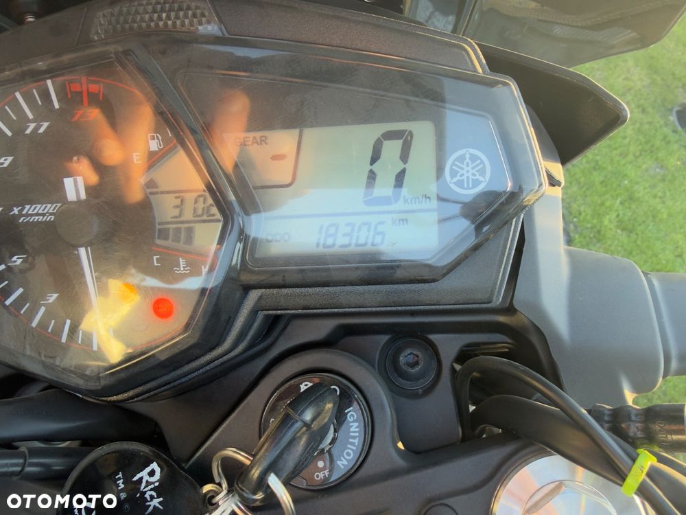 Yamaha MT - 7