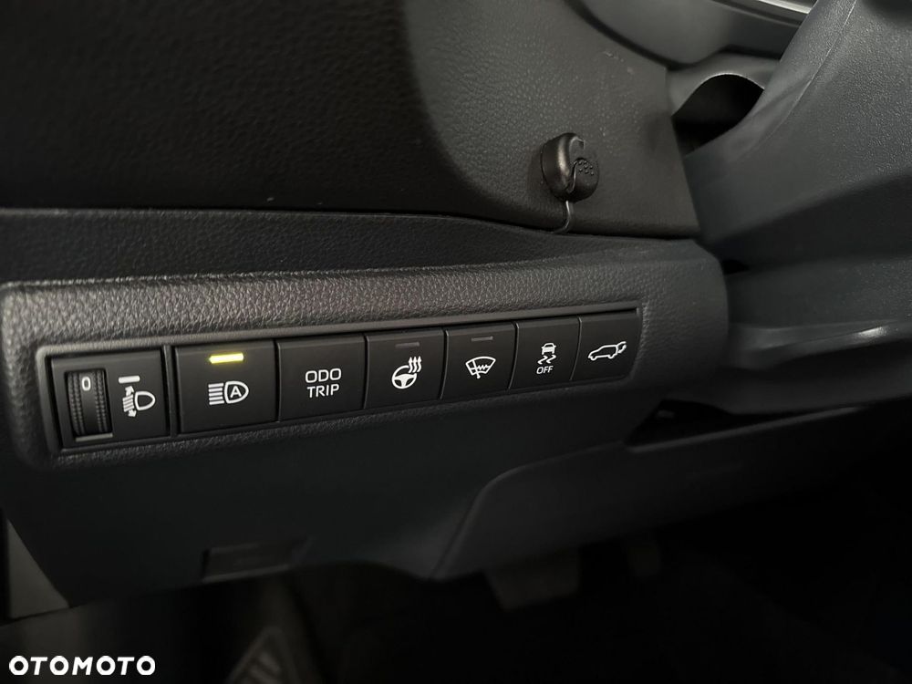 Toyota Corolla 2.0 Hybrid GR Sport Dynamic - 21