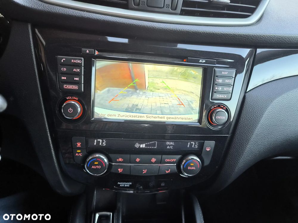 Nissan Qashqai 1.6 DCi Xtronic N-Connecta - 15