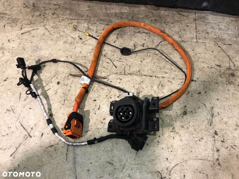 PRZEWÓD KABEL ŁADOWANIA GNIAZDO AUDI A6 C8 4K0971093