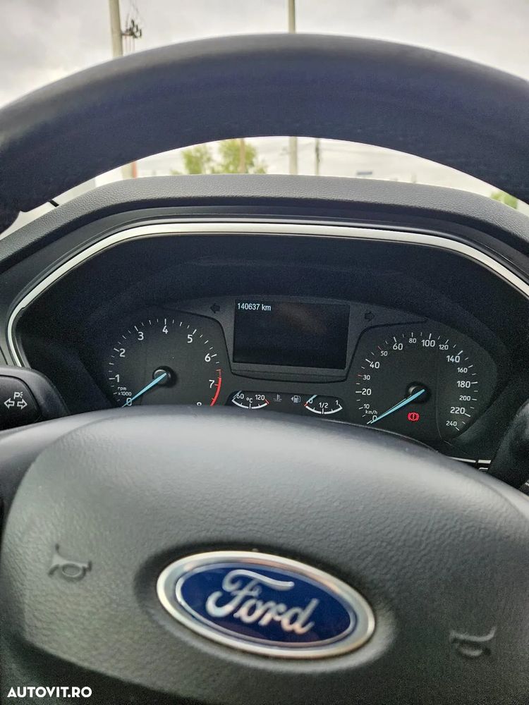 Ford Focus 1.0 EcoBoost Active - 6