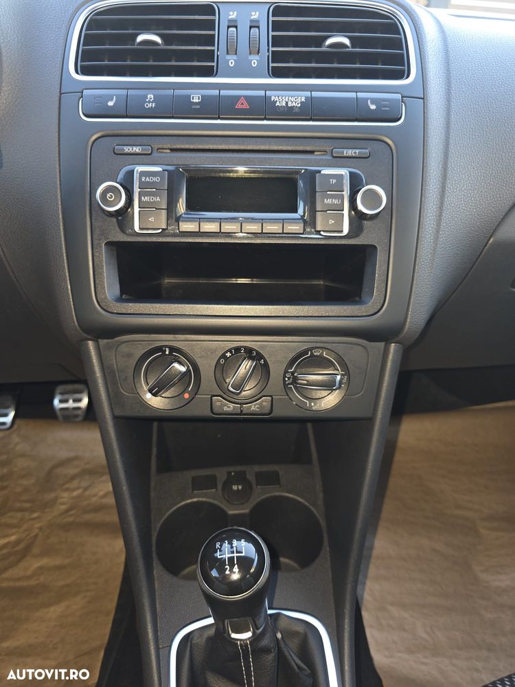 Volkswagen Polo - 9