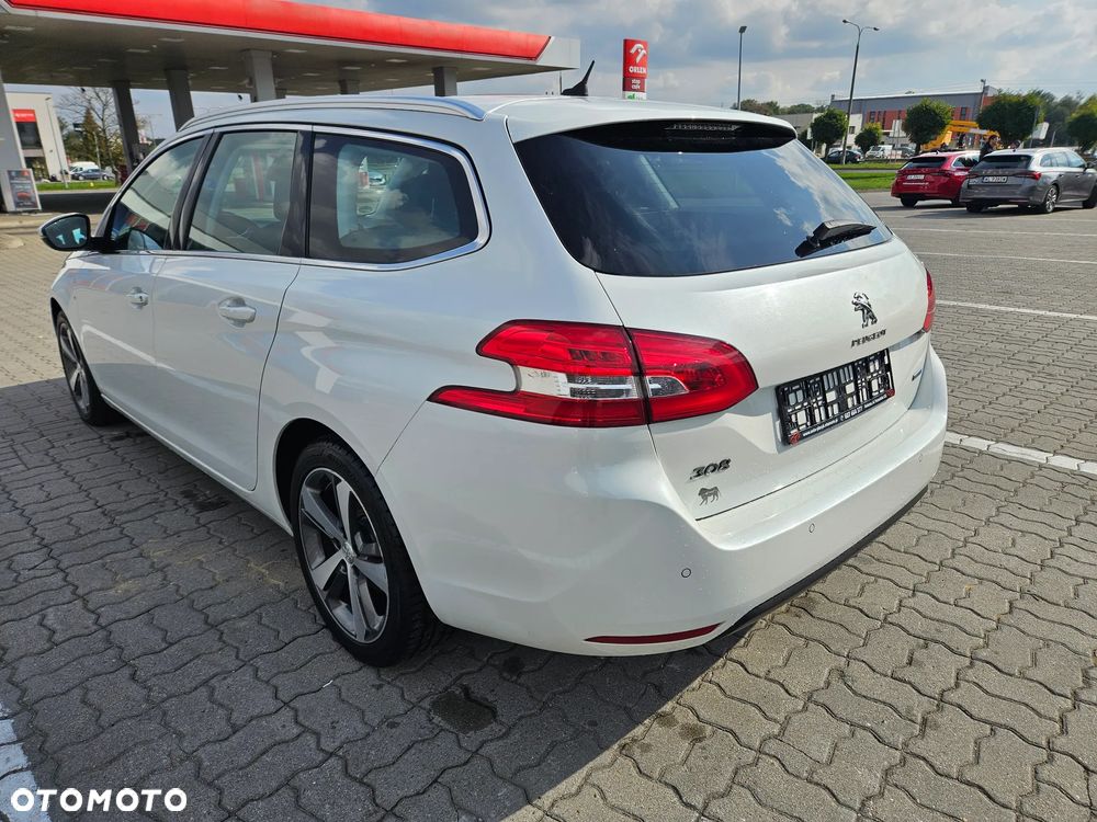 Peugeot 308 BlueHDi FAP 120 Stop&Start Allure - 4