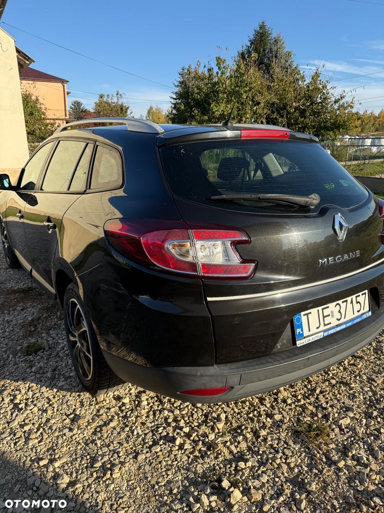 Renault Megane 2010 photo 2