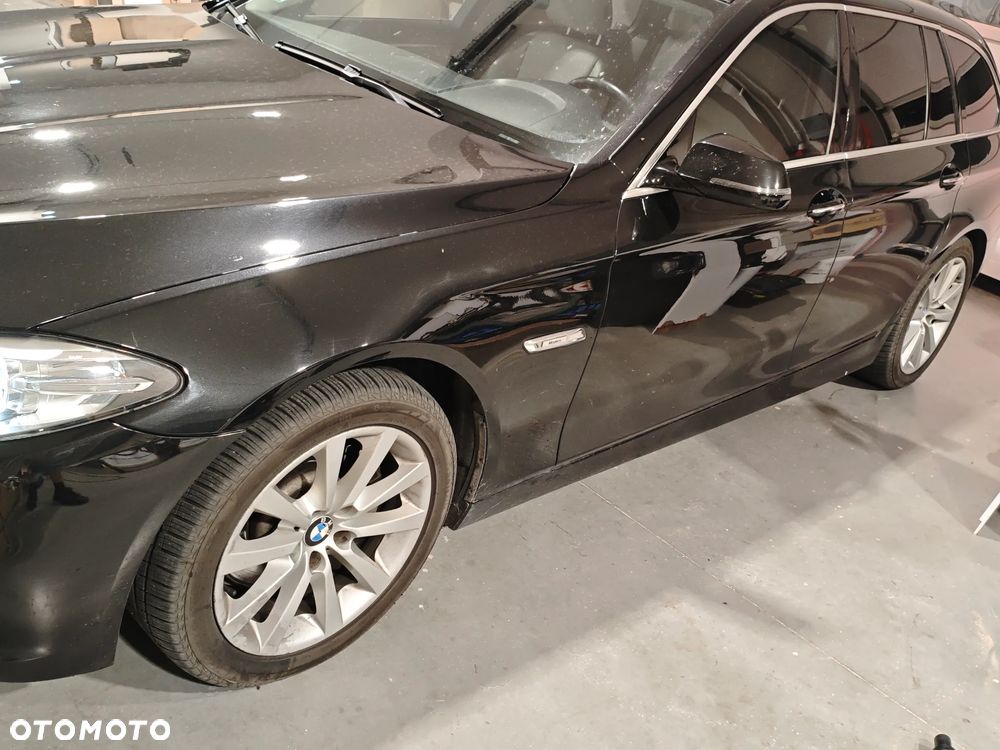 BMW Seria 5 525d xDrive Modern Line - 17